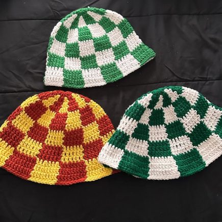 Checkered bucked hat